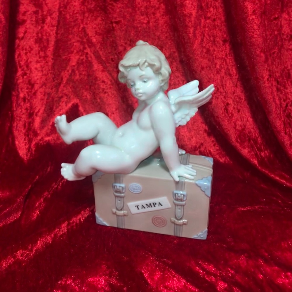 Signed Lladro Travel The World Of Lladro Tampa